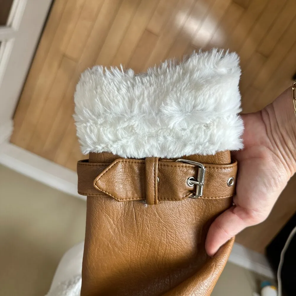 NASTY GAL Faux Leather & Faux Fur Cropped Jacket with Pockets Size 4 / Small - Image 7