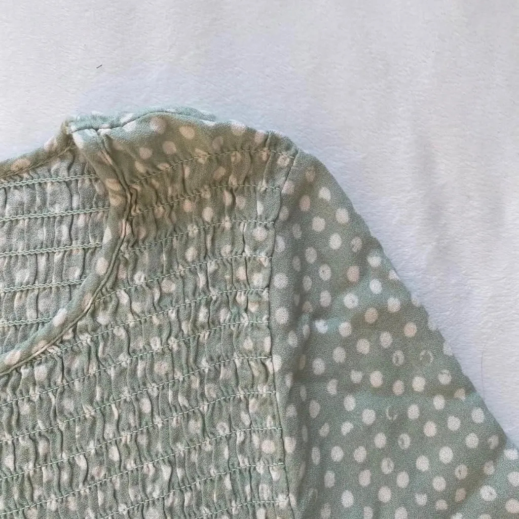Polka Dot Sage Green smocked long sleeve top blouse Size M - Image 4