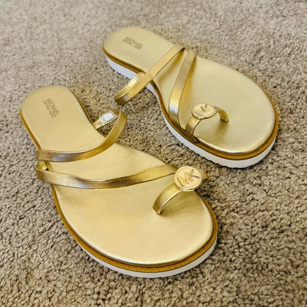 Michael KORS LETTY ICONIC MK LOGO TOE RING SEXY POOL SLIDES SANDALS - Image 3