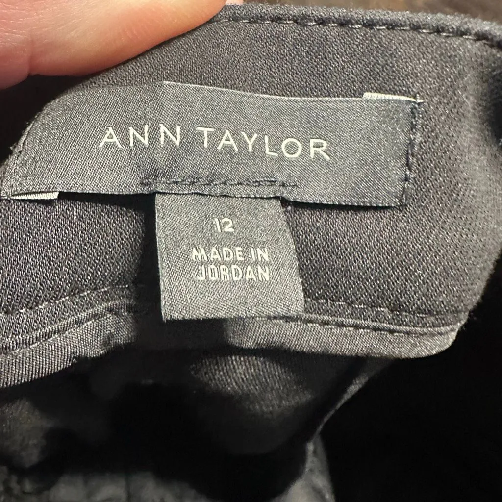 Ann Taylor wide leg business casual  black minimalist slacks - Image 2