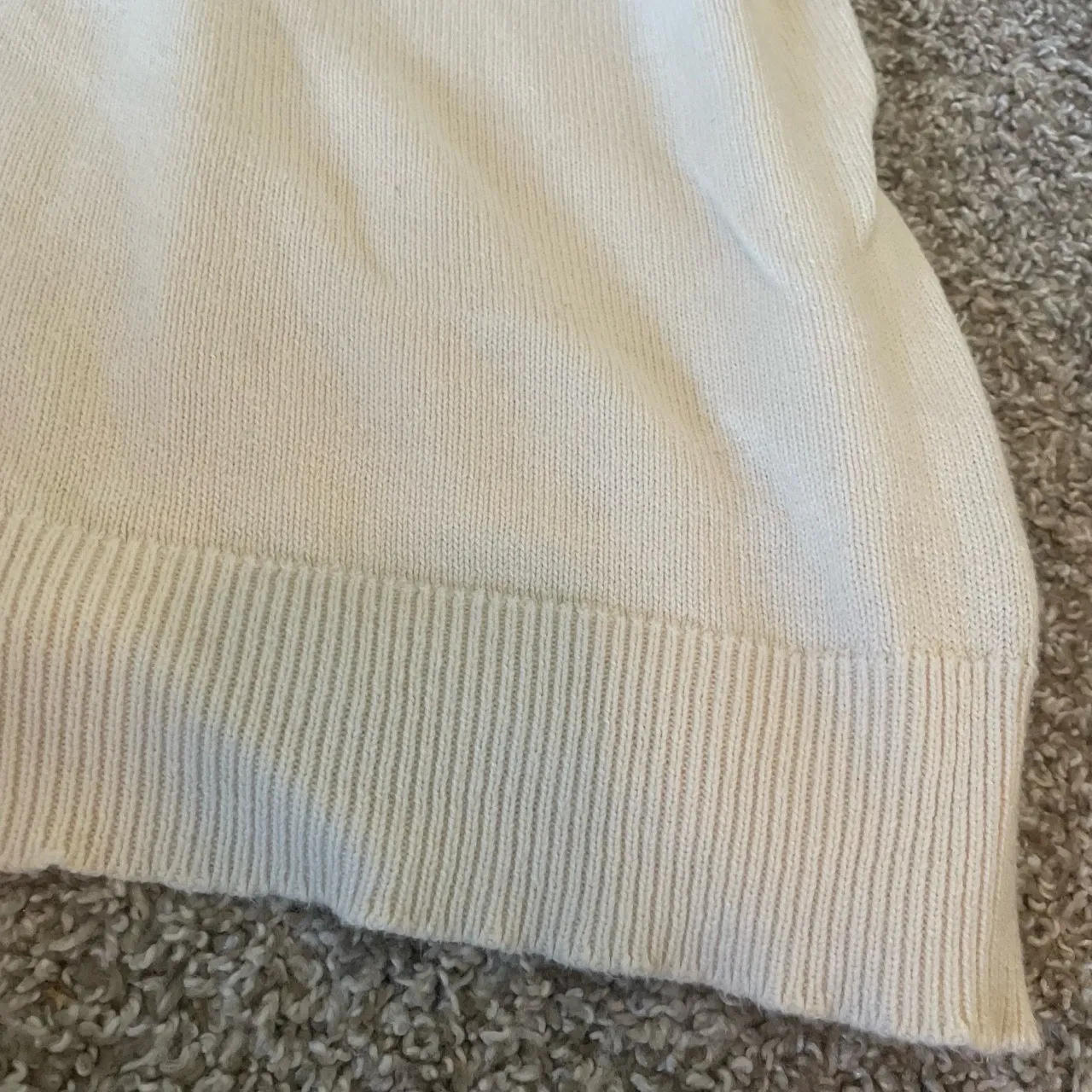 Heyson Womens Cream V - Image 2