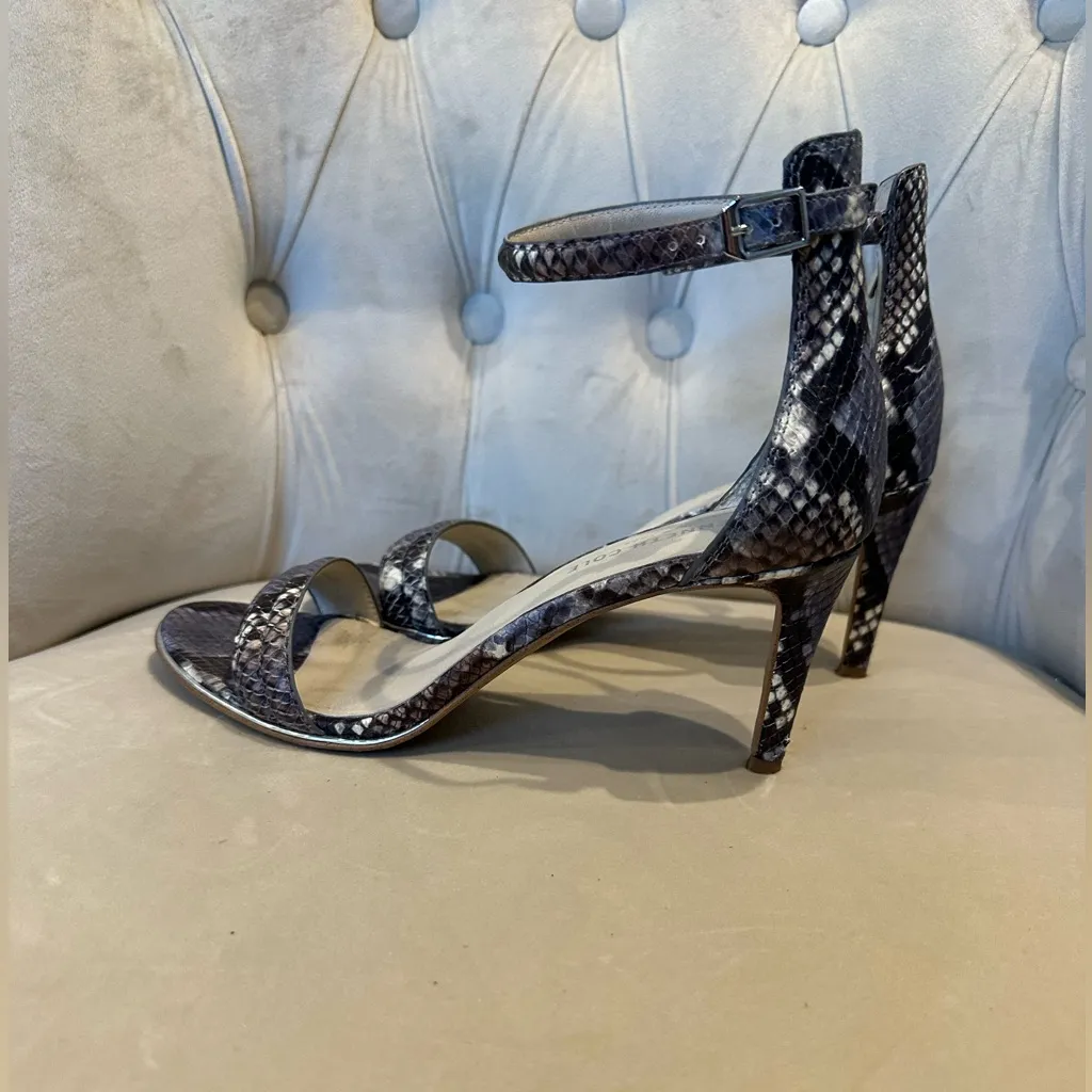 🌸Kenneth Cole Mallory snake skin print ankle strap heels Size 8 medium Gray - Image 5