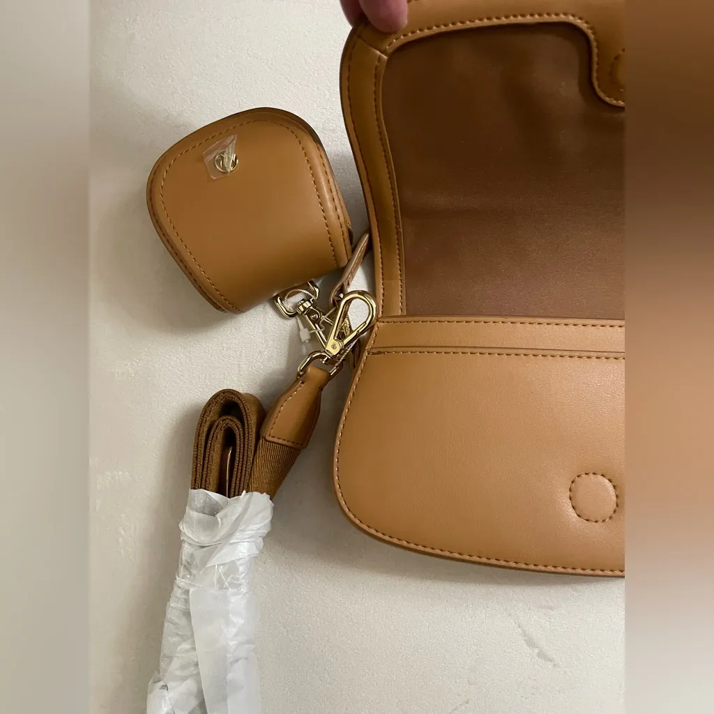 Lululemon NWT Cactus Leather Mini Crossbody Bag & clippable Pouch Brown & Gold - Image 10