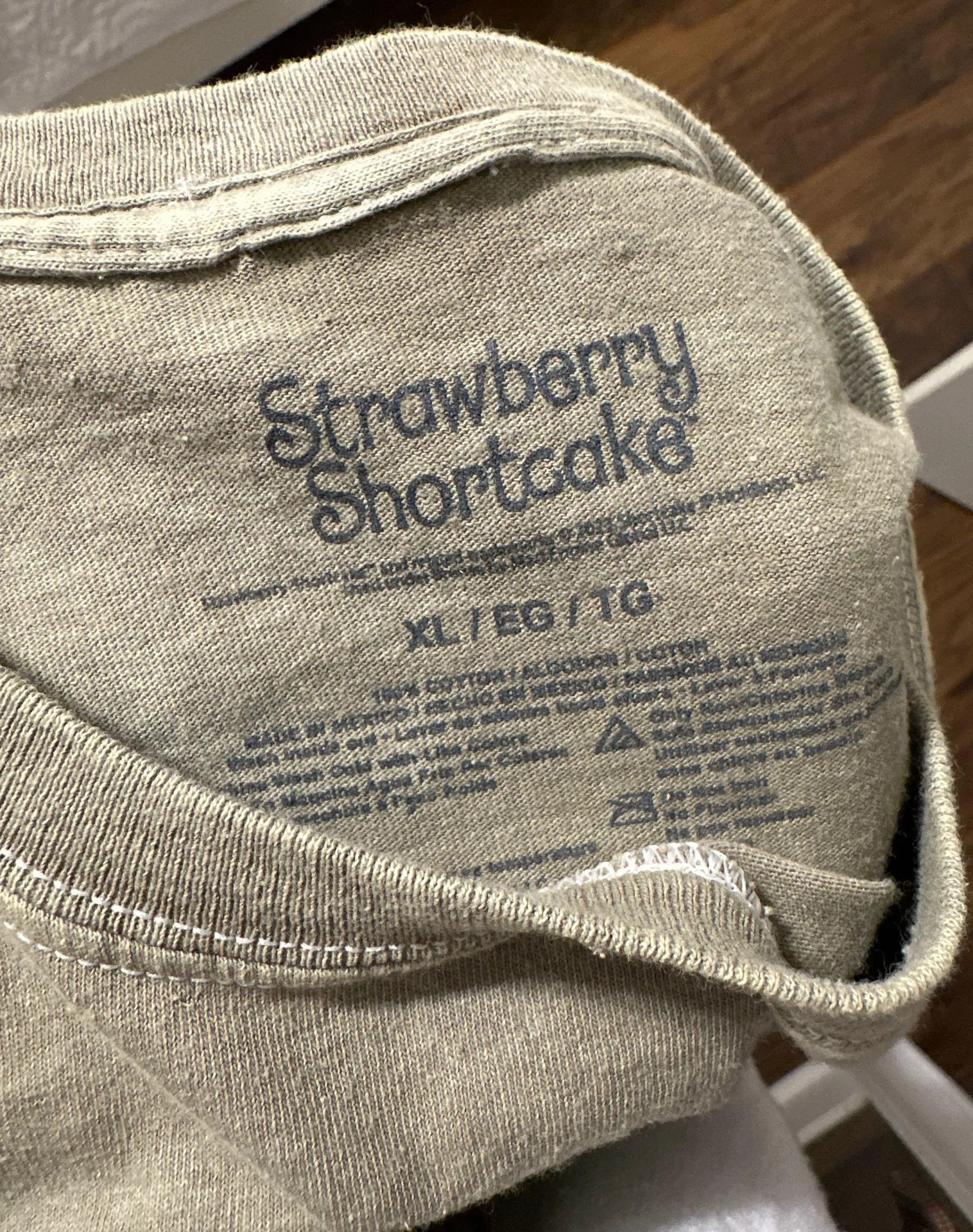 PacSun Strawberry Shortcake Shirt - Image 3