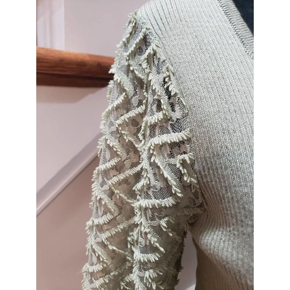 Cato Women's Green Rayon Scoop Neck Lace Long Sleeve Pullover Sweater Size 18/20 - Image 5