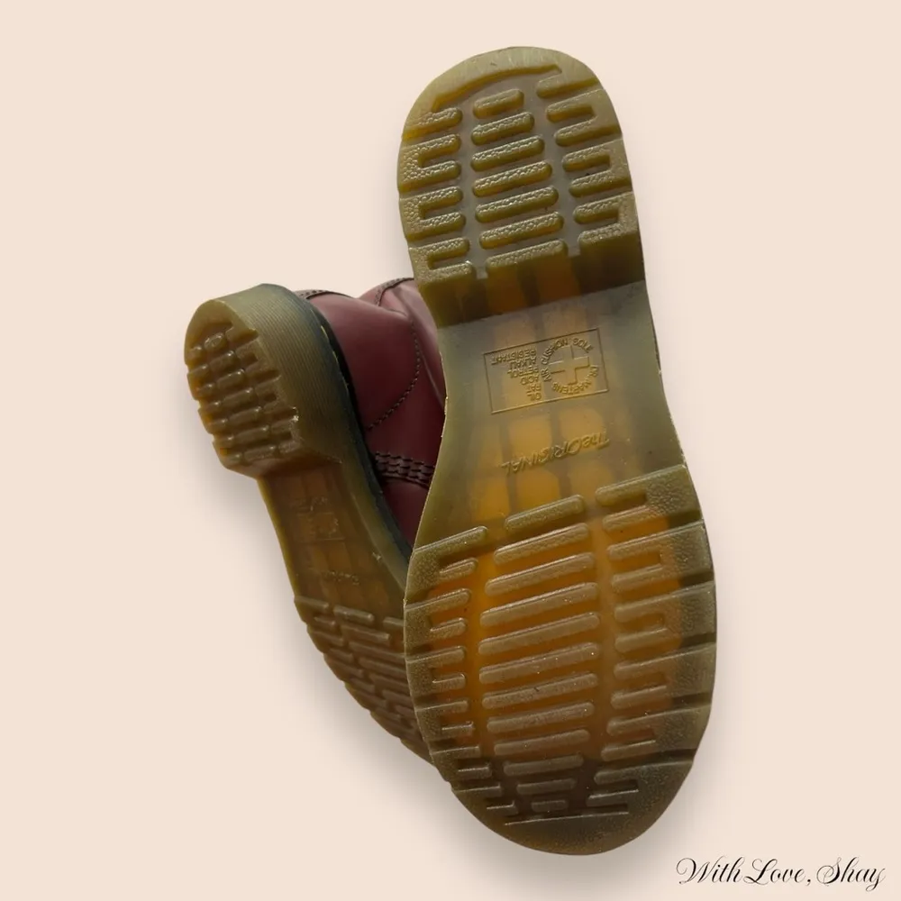 EUC Dr. Martens 1460 SMOOTH LEATHER LACE UP BOOTS - Cherry Red - Image 4