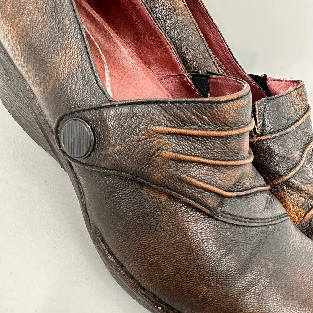 Dansko Women's Brown Leather Aimee Comfort Clogs Size 37 / 7 - Image 2