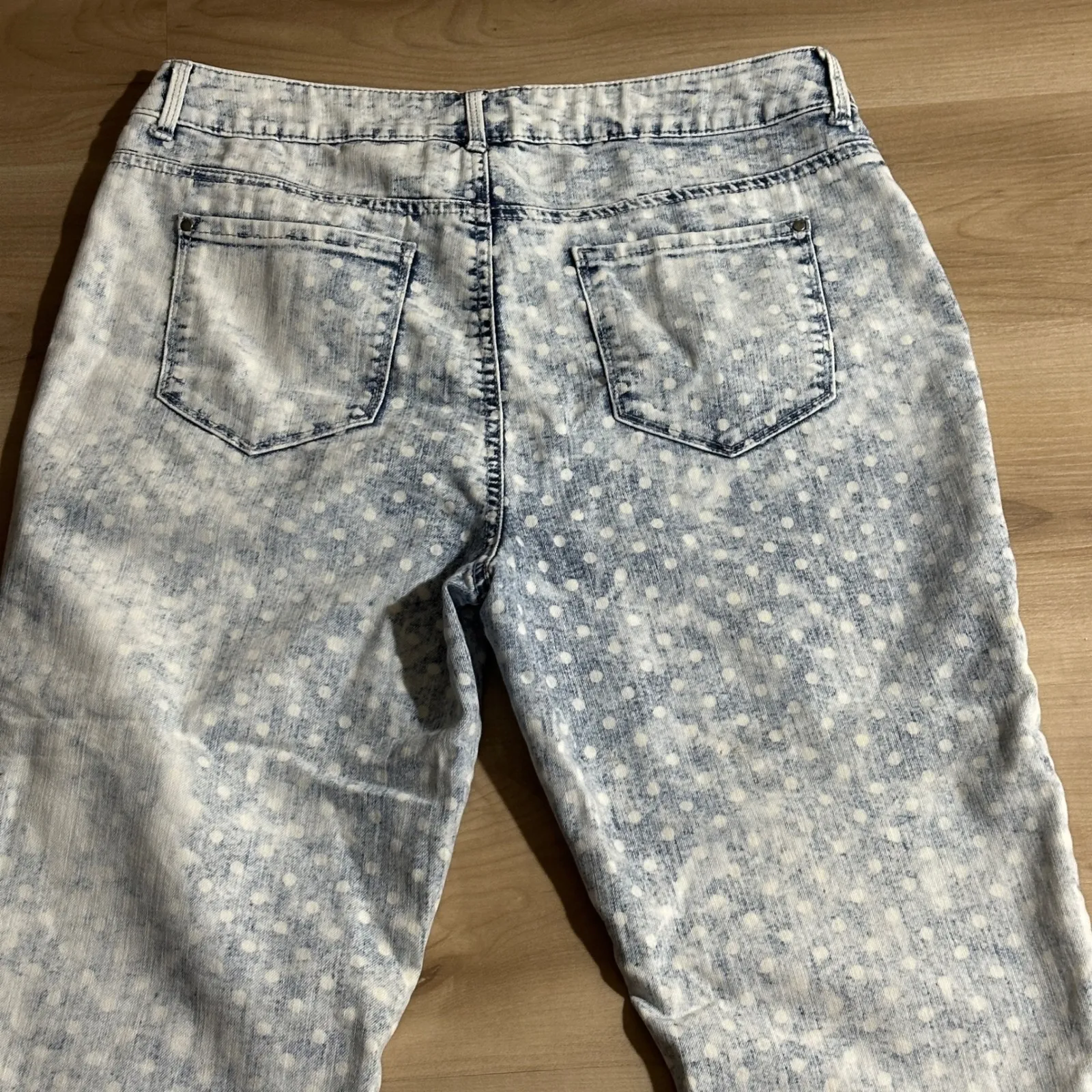 Chico's Platinum Women's Blue Denim Crop Jeans Sz 1 Med Polka Dot Wash High Rise - Image 5