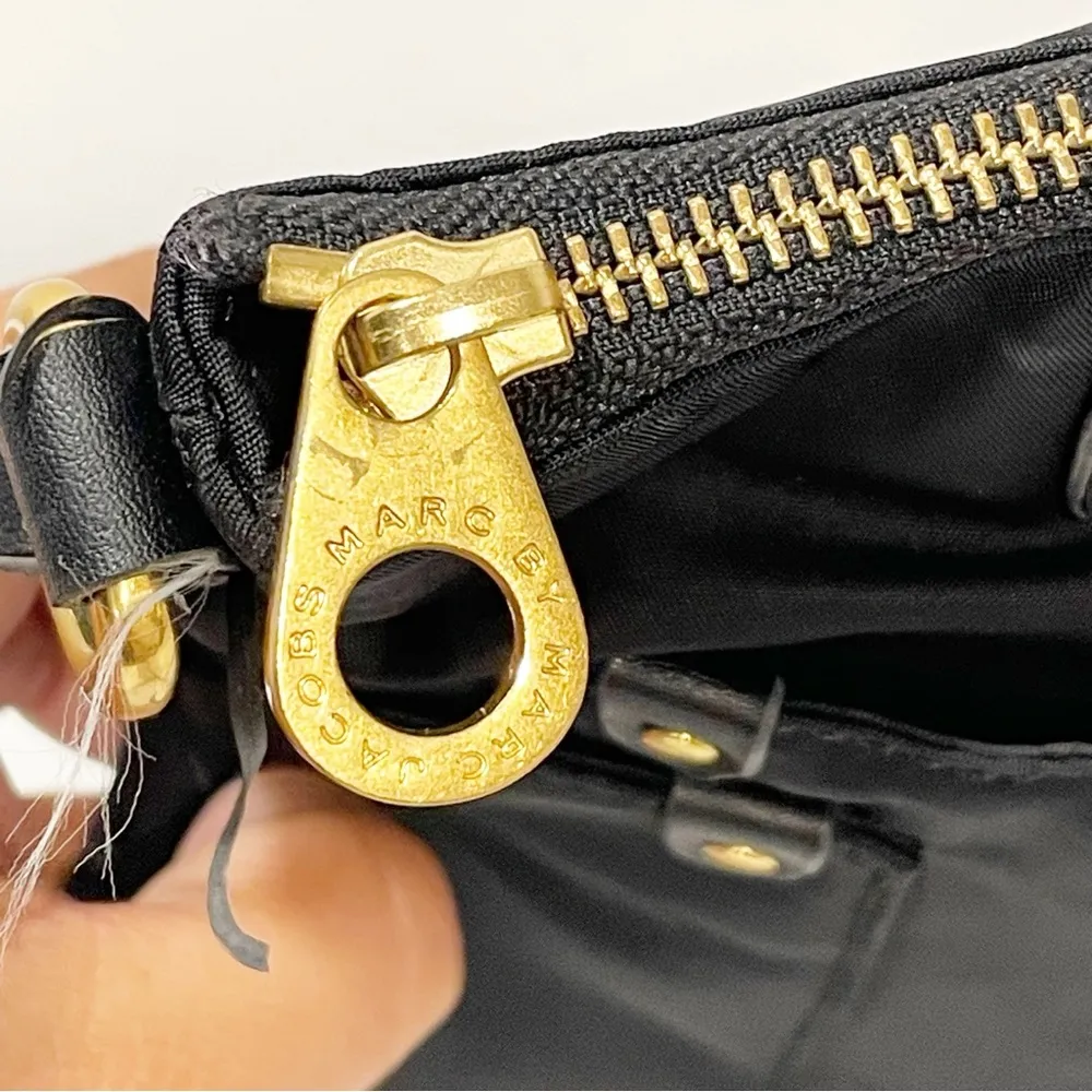 Marc by Marc Jacobs Natasha Nylon crossbody bag Black Medium Gold Brass Zipper - Image 4