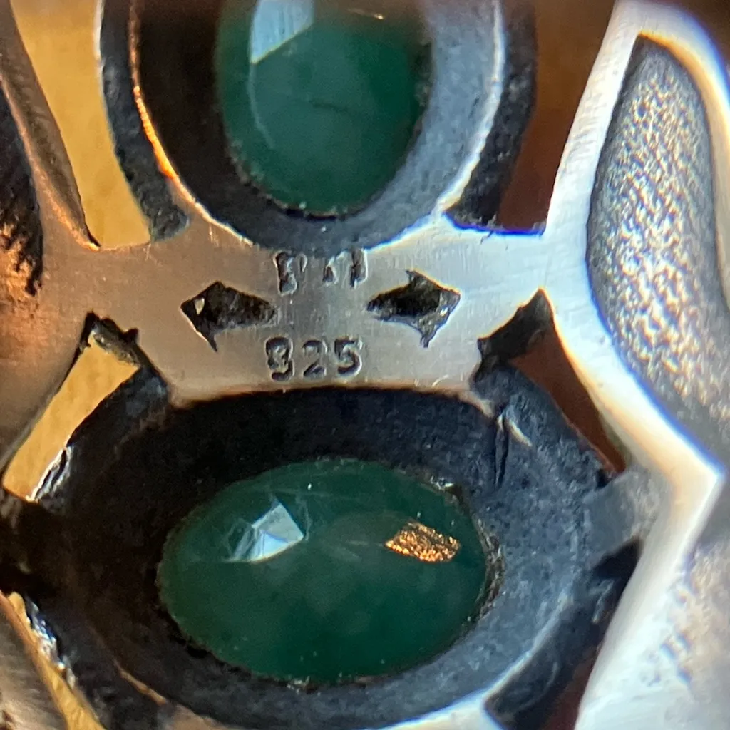 Brazilian Emerald Sterling Silver Ring Size 9 - Image 7