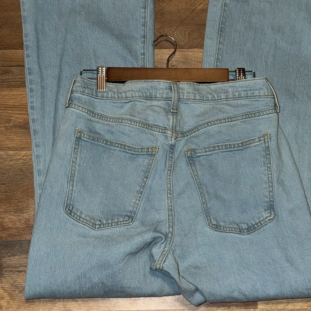 Universal Thread Light Blue Flare Jeans High Rise size 10 31 inseam - Image 2