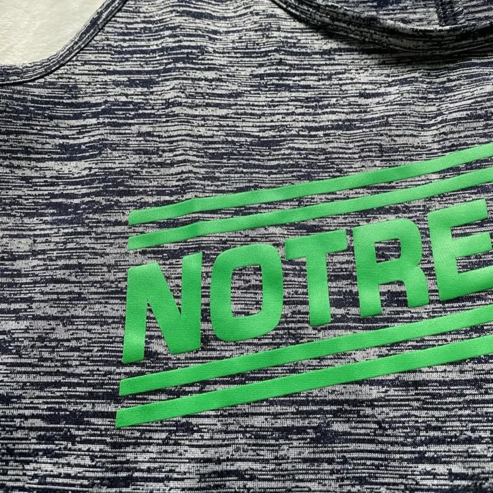 gray and green Notre Dame athletic tank top Size M - Image 8