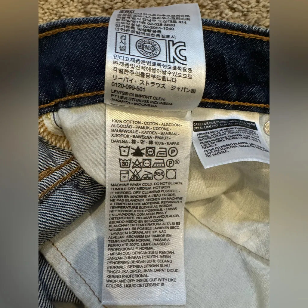 Levi’s Distressed Denim Mini Skirt W27 Vintage Inspired Y2K Festival Ready - Image 8