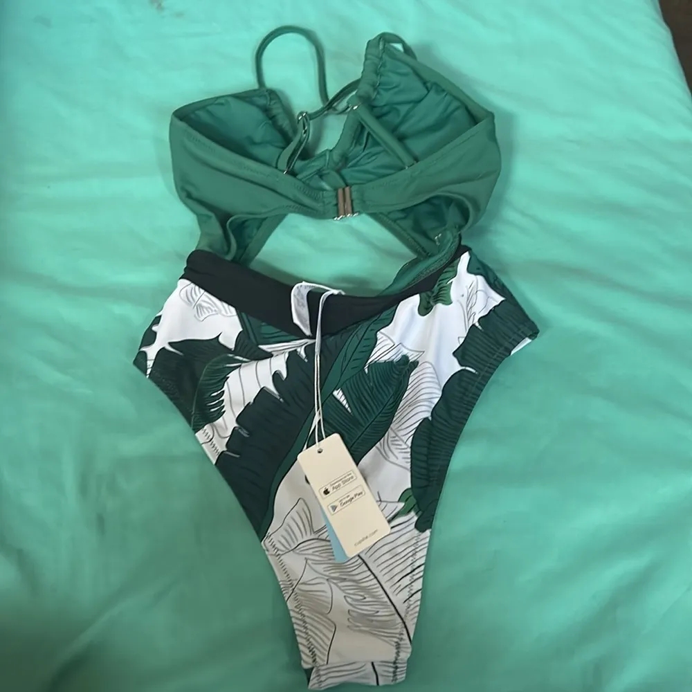 Cupshe Tropical Green Leaf Bikini - Image 4