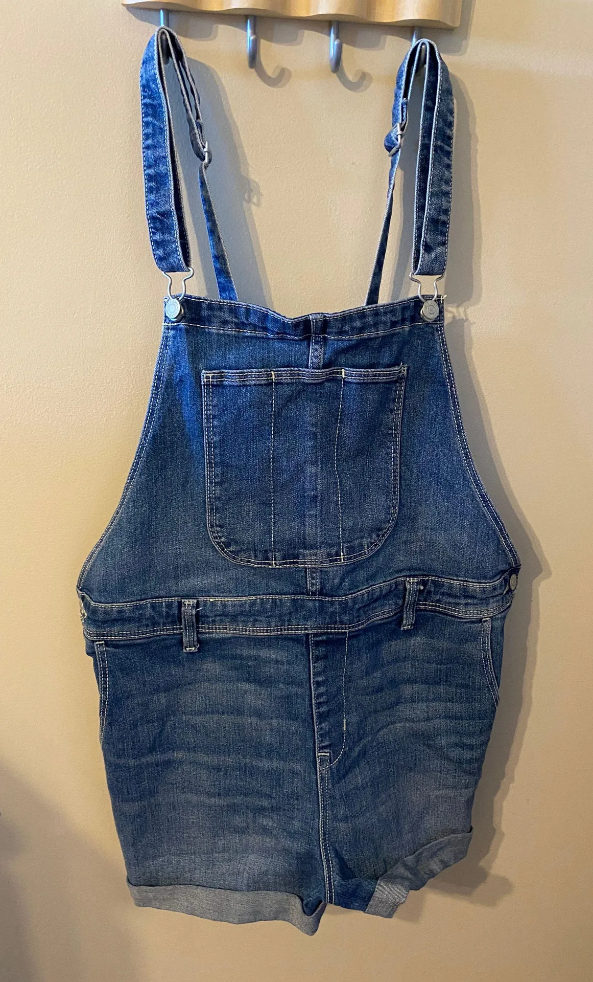 Old Navy Denim Overall Shorts - Image 2
