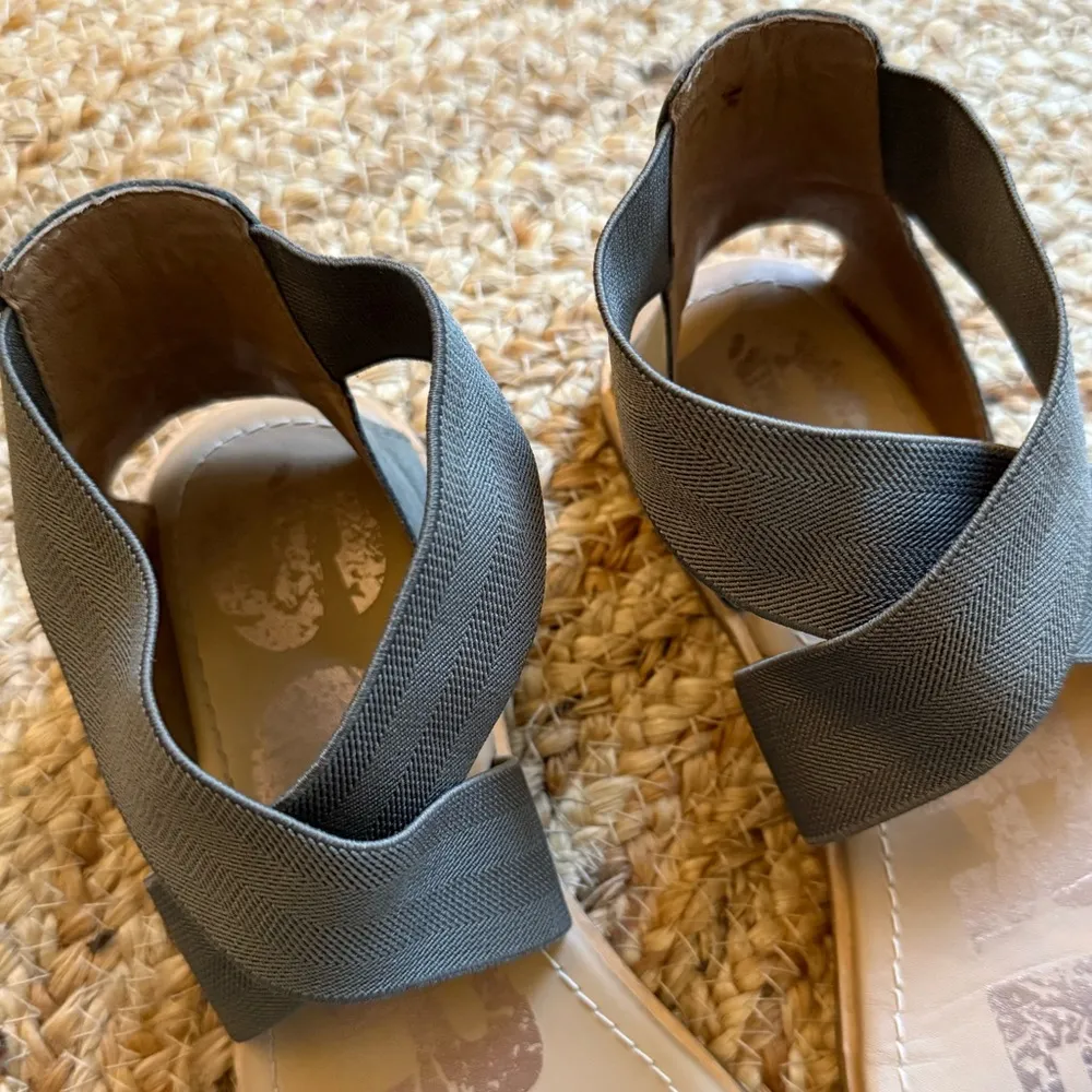 Sorel Ella Suede Sandals Flats Shoes NL3201-365 Womens Size 9.5 Green Boho - Image 3