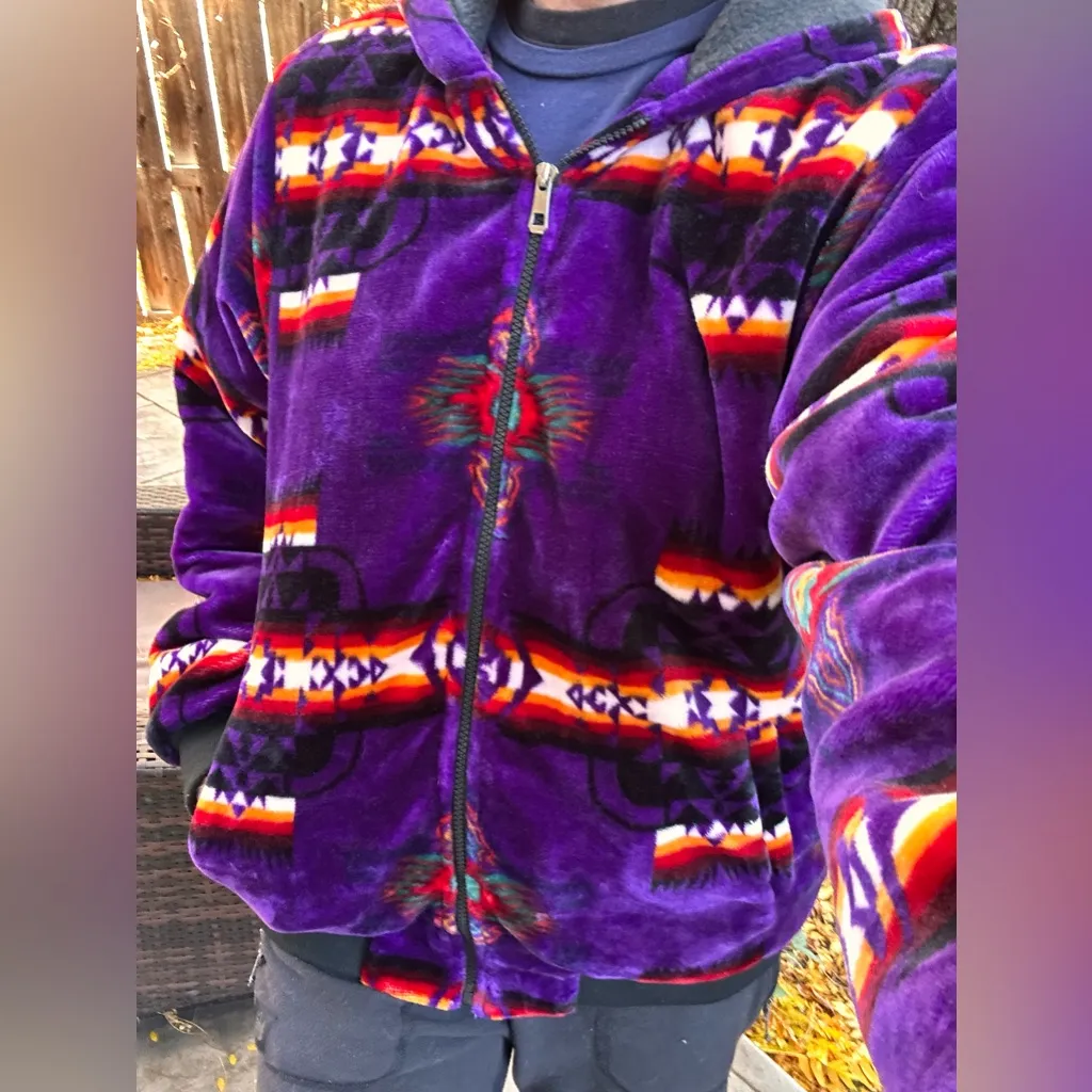 Aztec plush blanket zip up jacket purple SW print Size L/XL - Image 2