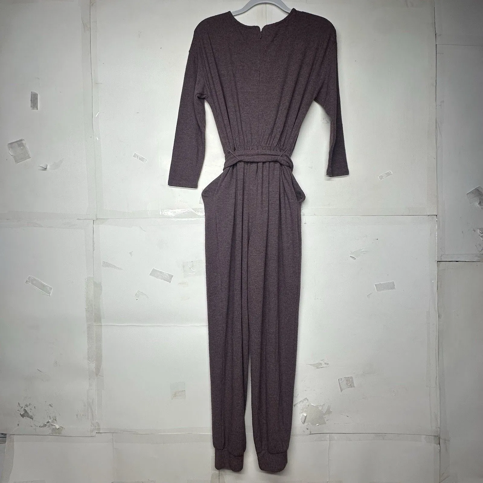 Express Women’s XS Purple Tie Waist Jumpsuit 3/4 Sleeve Elastic Ankle - Image 12