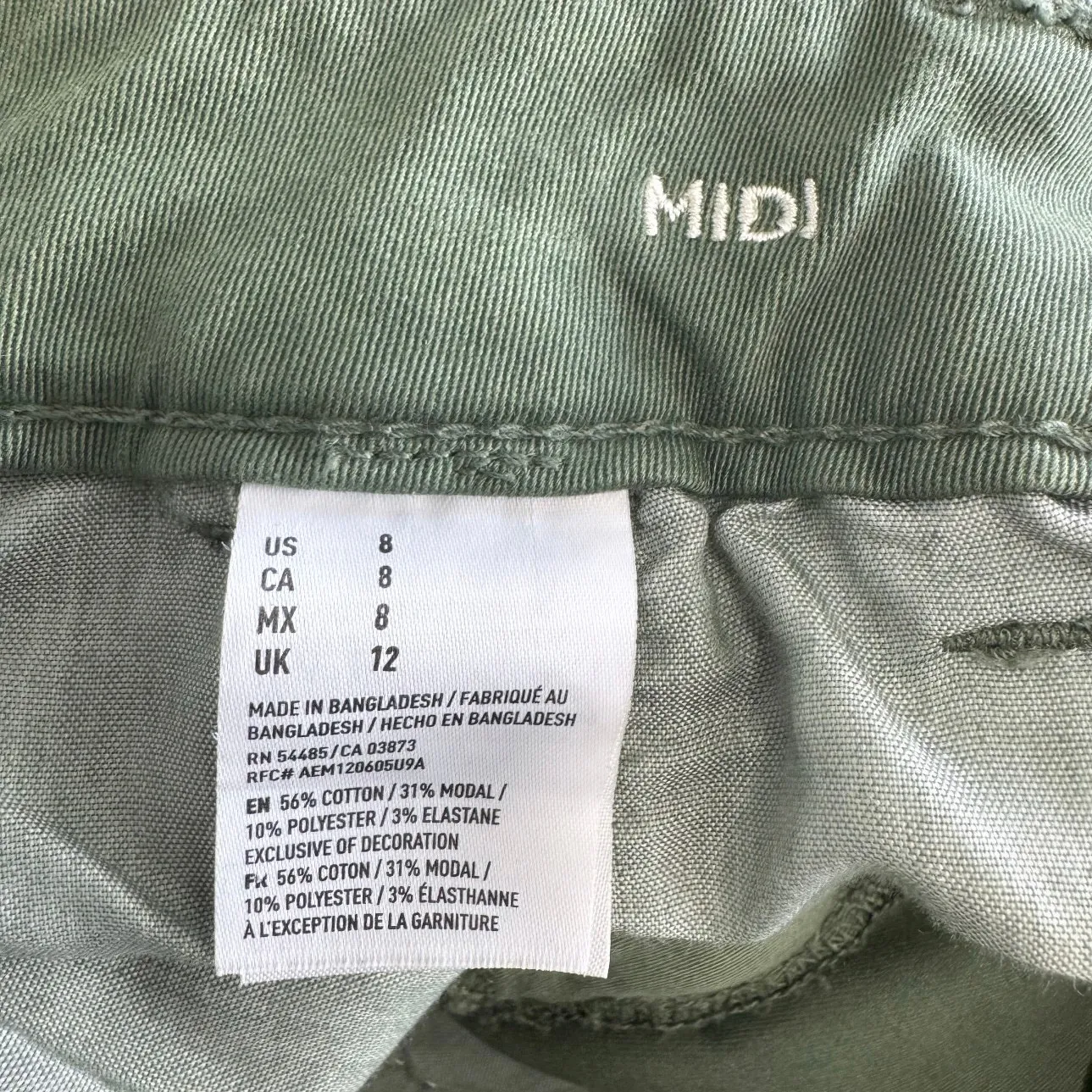 American Eagle Outfitters Green Denim Super Stretch Midi Waist Shorts Size 8 - Image 5