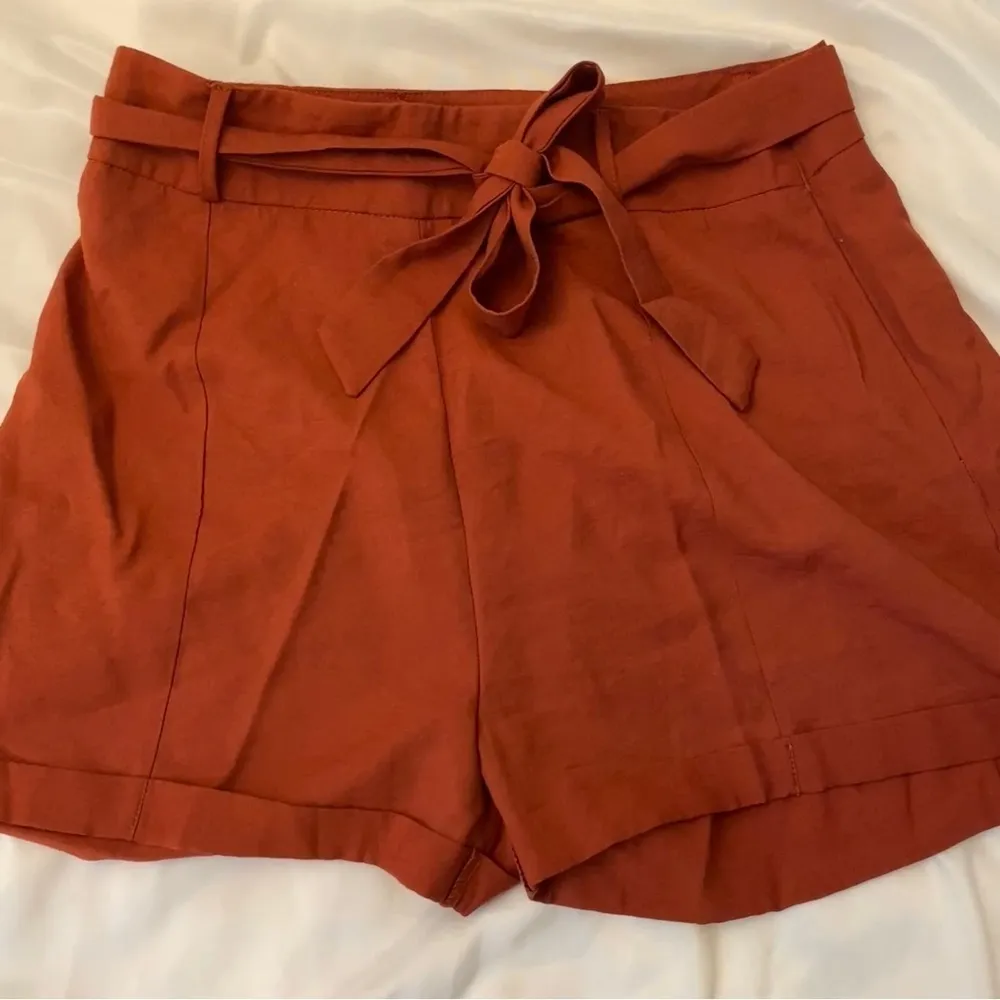 Burnt Orange Paper Bag Tie Shorts Size M - Image 4