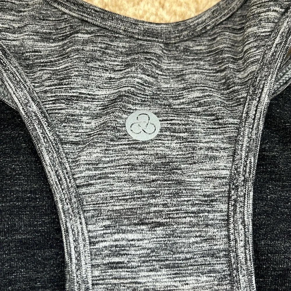 Zella Grey Workout Tank Top in Womens Size Medium - Image 3