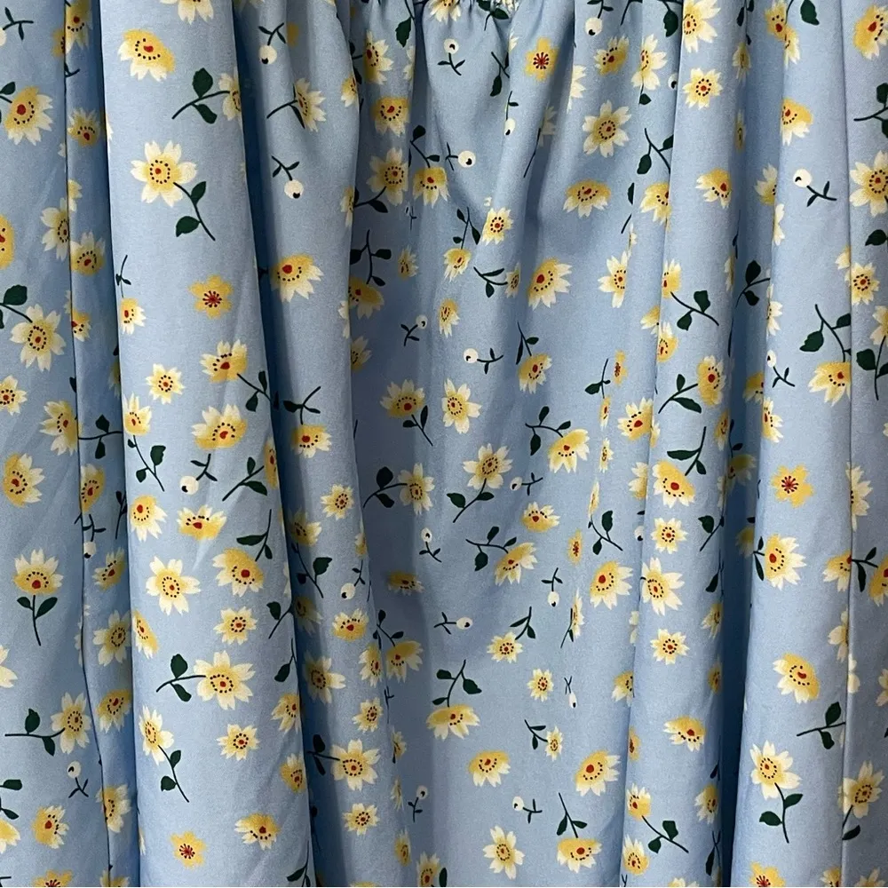 Women's Twist Peekaboo Front Summer Slip Dress Tie Back Daisy Floral Print Dress Blue Size M - Image 9