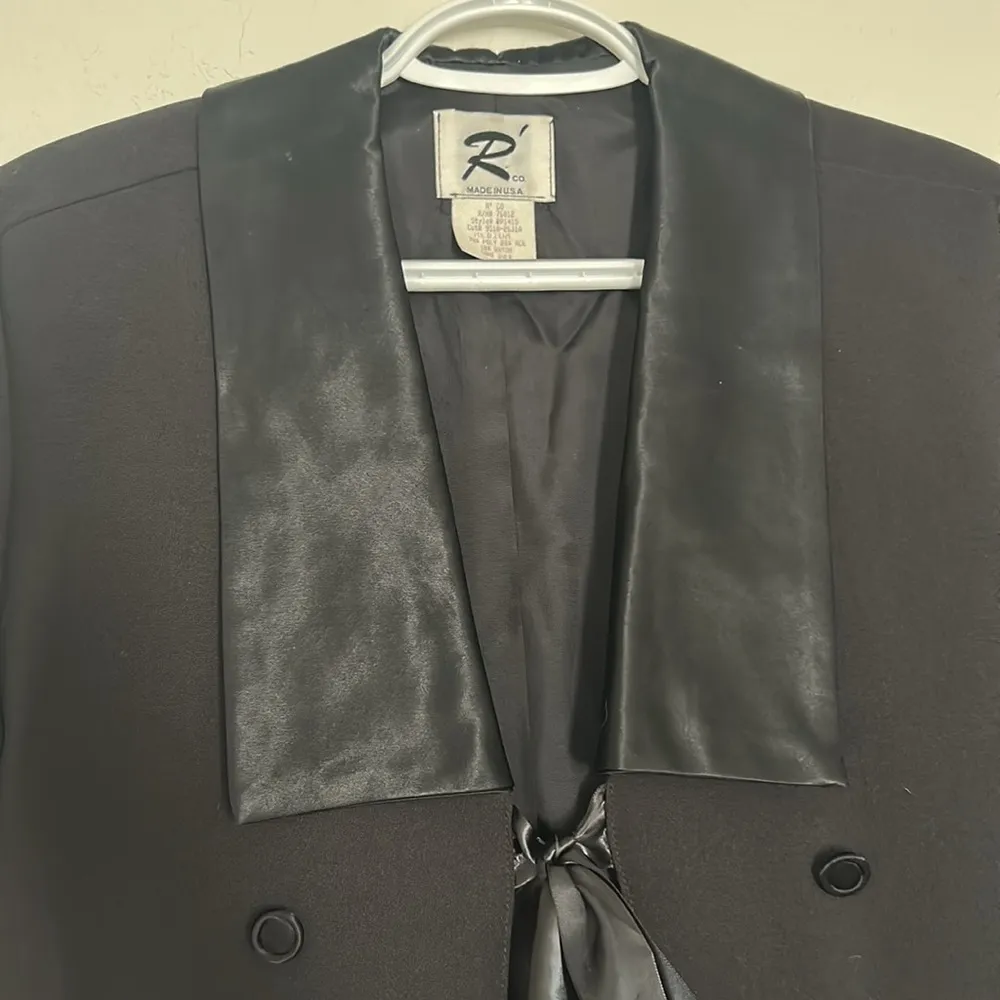 Elegant Black Double - Image 5