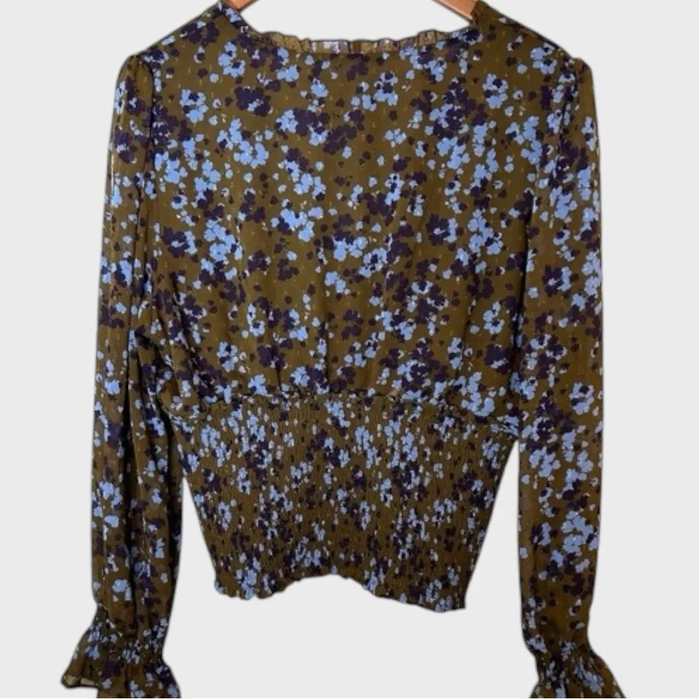 ASTR the Label Women Smocked Waist Surplice Floral Top Long Sleeve Size S - Image 5