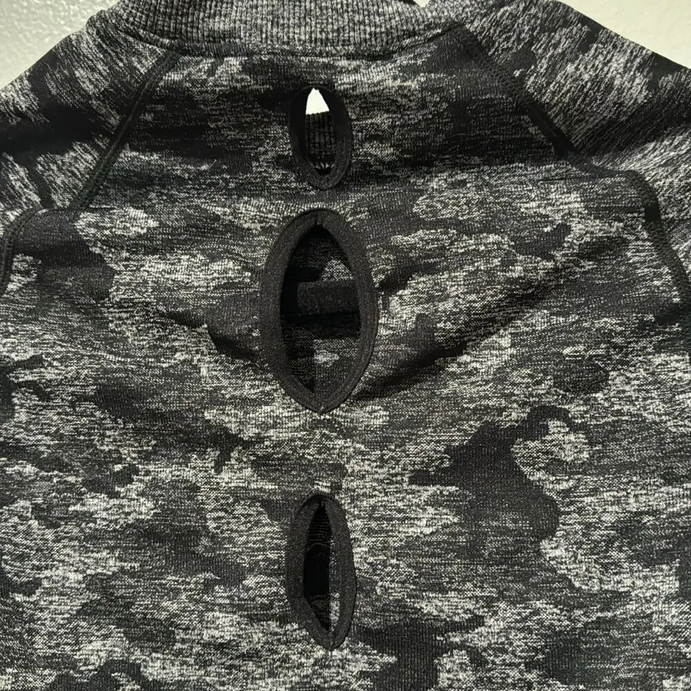 Gymshark Camouflage Seamless Crop Top Size M - Image 8