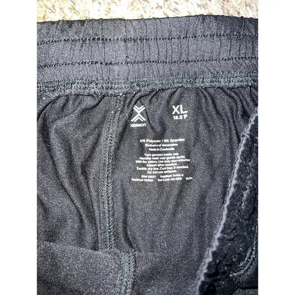 Xersion  Women's Black pants‎ size XL - Image 4
