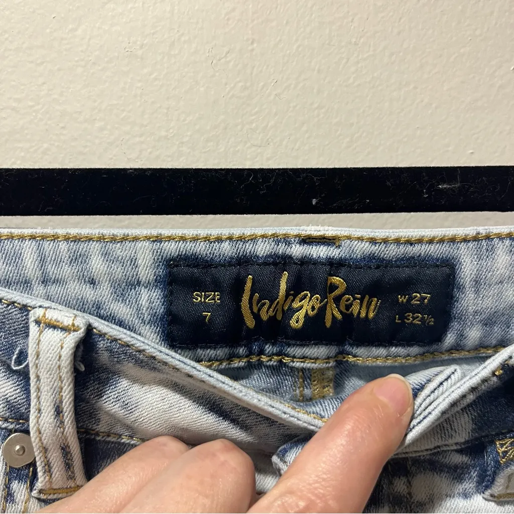 Indigo Rein Jeans 7 27x 32.5 Light Acid Wash STRETCH Distressed Bell Bottom - Image 5