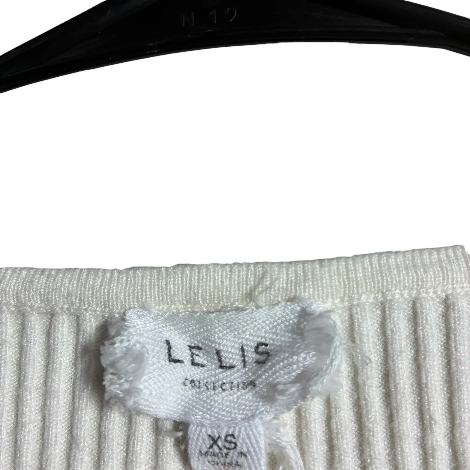 Le Lis Ribbed Knit Sleeveless Tank Top Cream Casual Basic Wardrobe Essential - Image 4