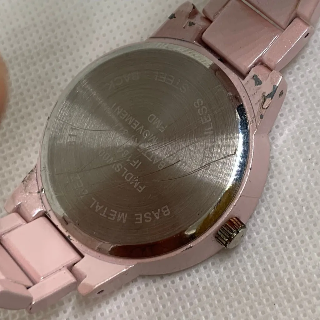 FMD women pink tone watch 36mm round case rhinestones analog quartz running - Image 7