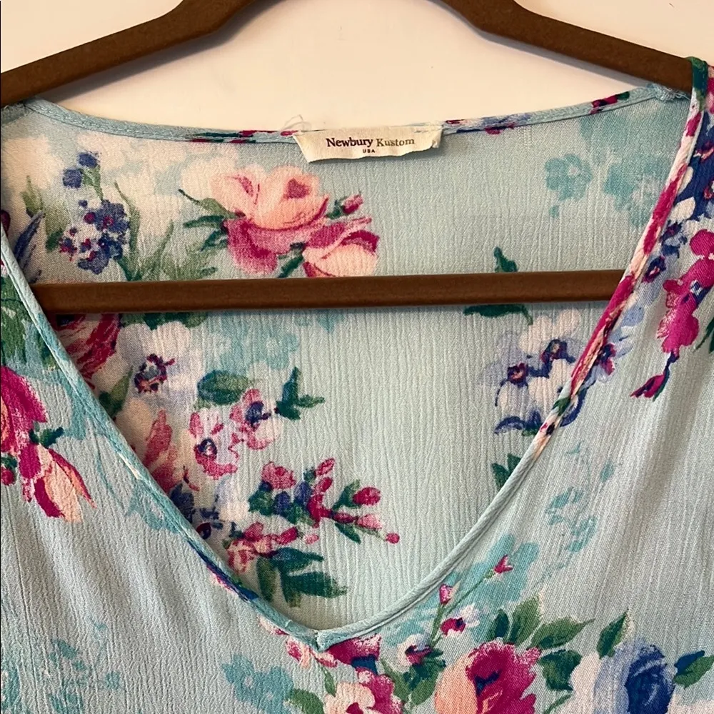 Newbury Kustom Blue and Pink Blouse with Floral Print and Flared Sleeves - Image 6