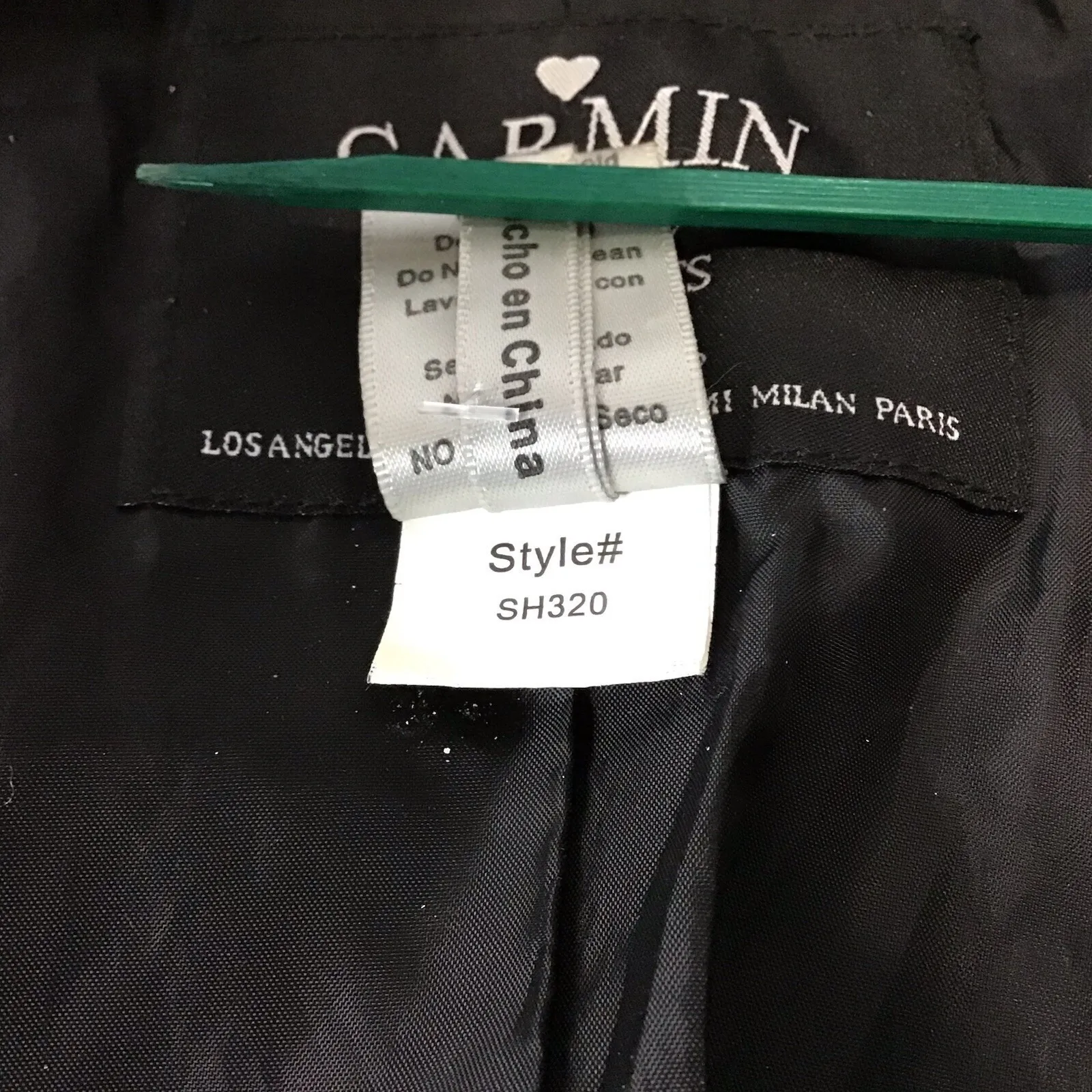 Carmin Form Fitting Women's Quilted Faux Leather Moto Jacket Size Medium Black - Image 7