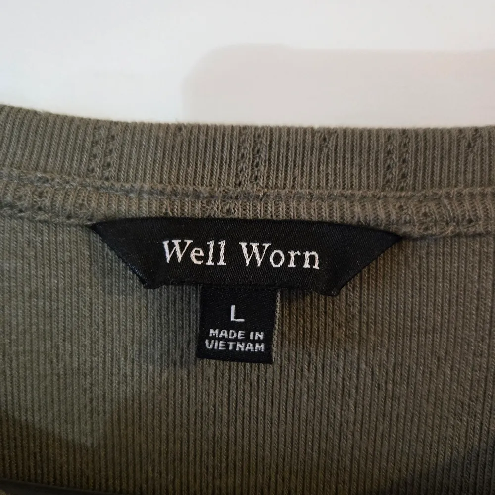 Women's Long Sleeve Crewneck Top Green Size Large Brand: Well Worn - Image 4