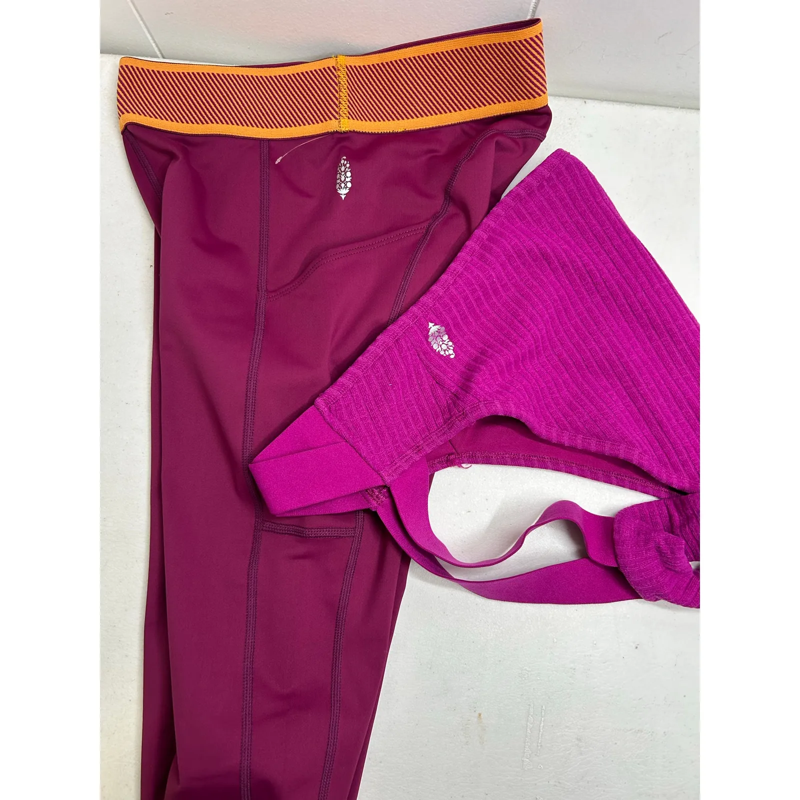 Free People Movement Set of Women's Purple Leggings and Sports Bra Size XS - Image 9