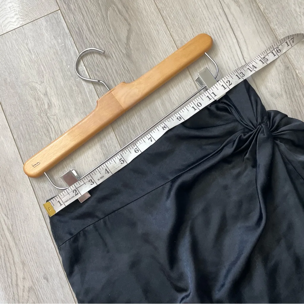 Abercrombie & Fitch Skirt knotted midi satin womens Black (small) resortwear - Image 3