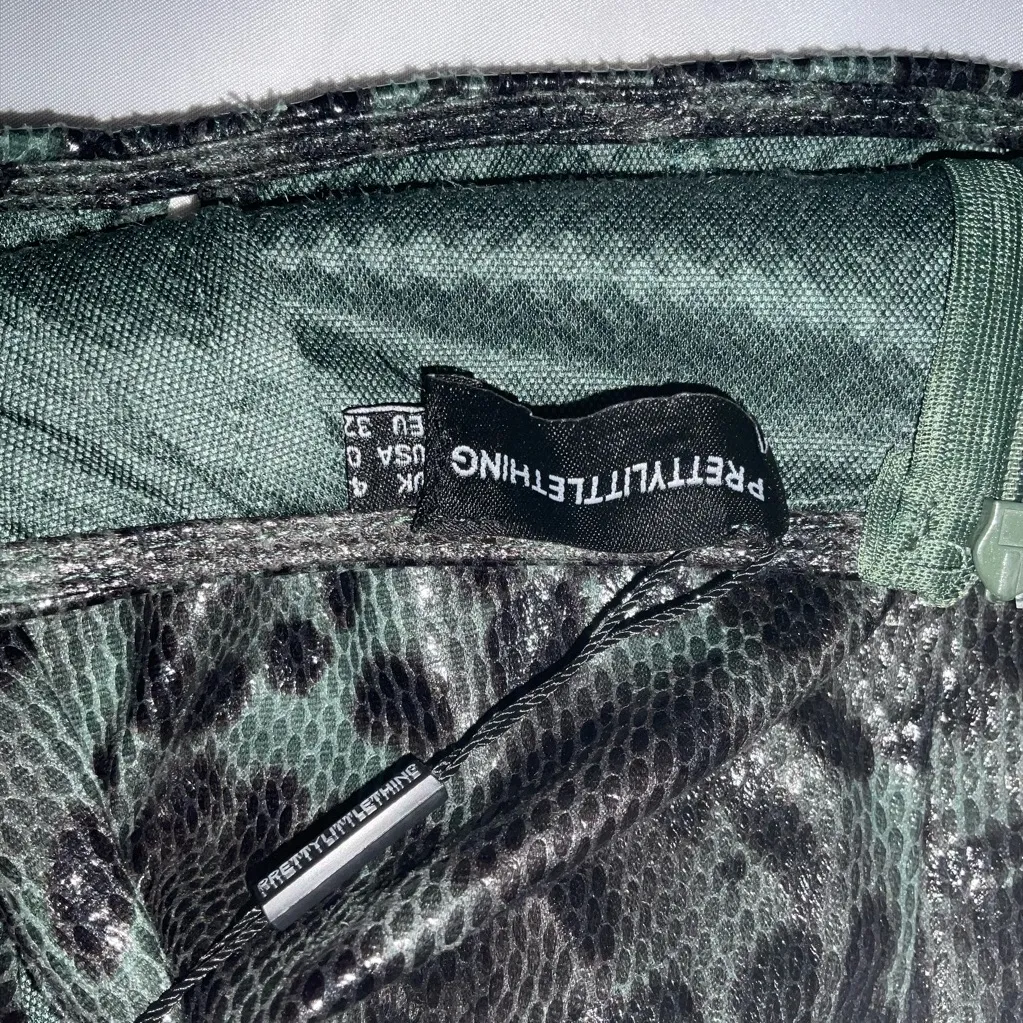 PrettyLittleThing Blue Print Faux Leather Cut Out Flare 0 Biker Punk Rocker NEW - Image 10