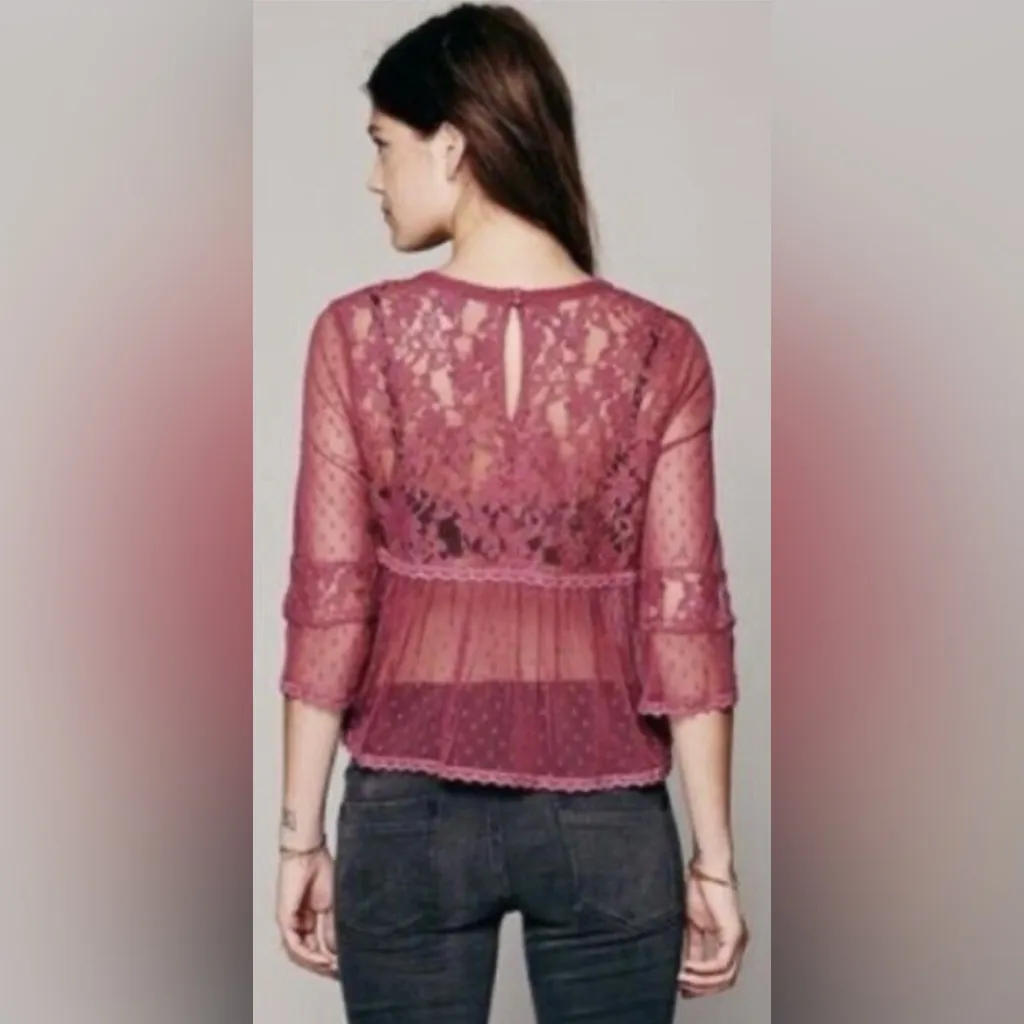 Free People Modern‎ Romance Sheer Lace Peplum Top Blouse in Rutabaga Mauve XS - Image 4