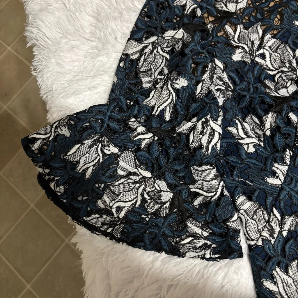 Ralph Lauren Navy and White Floral Lace Dress - Image 8