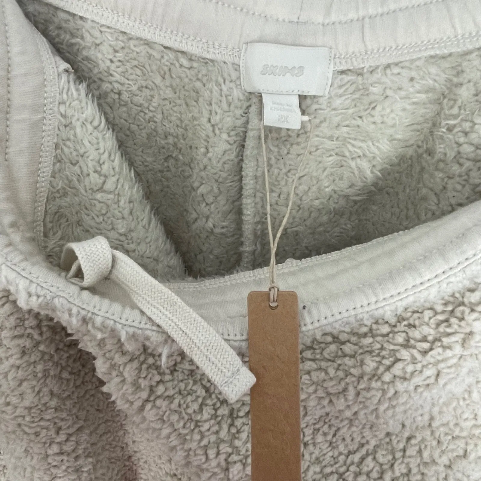 SKIMS Women's Teddy Fleece Lounge Beige Cozy Warm Joggers Pants Size 2X - Image 4