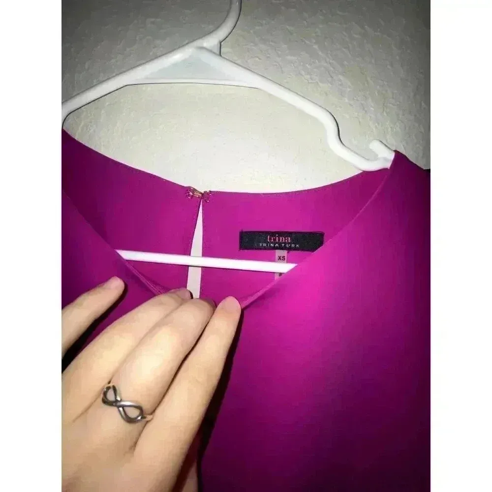 NWOT Trina Turk Womens Manhattan Mini Dress - Image 2