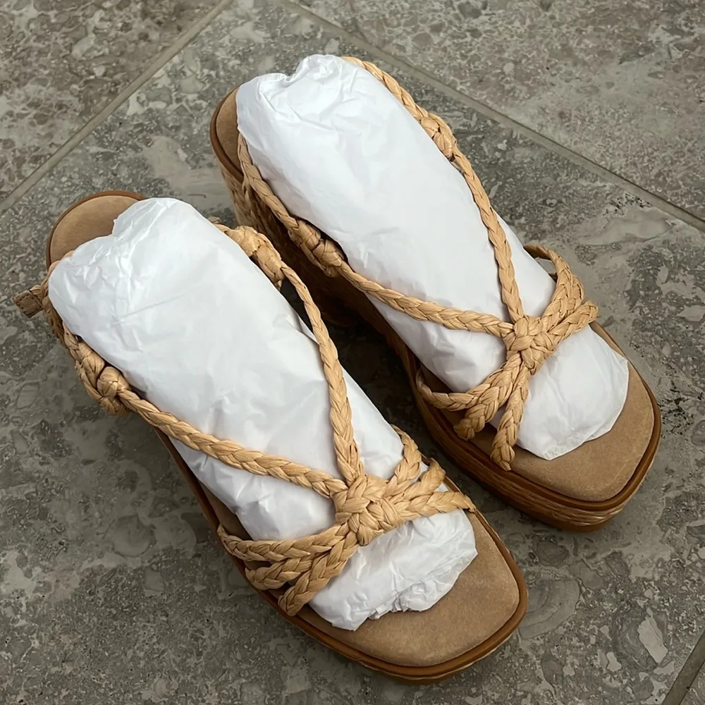 NEW  Revolve* Geissa Platform Wedge Espadrille Sandals Nude, Size 11B $158 - Image 8