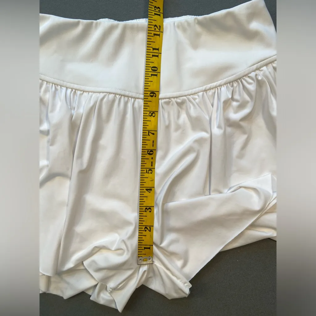 Tennis skort, skirt‎ with shorts, Automet, Size Medium White - Image 4