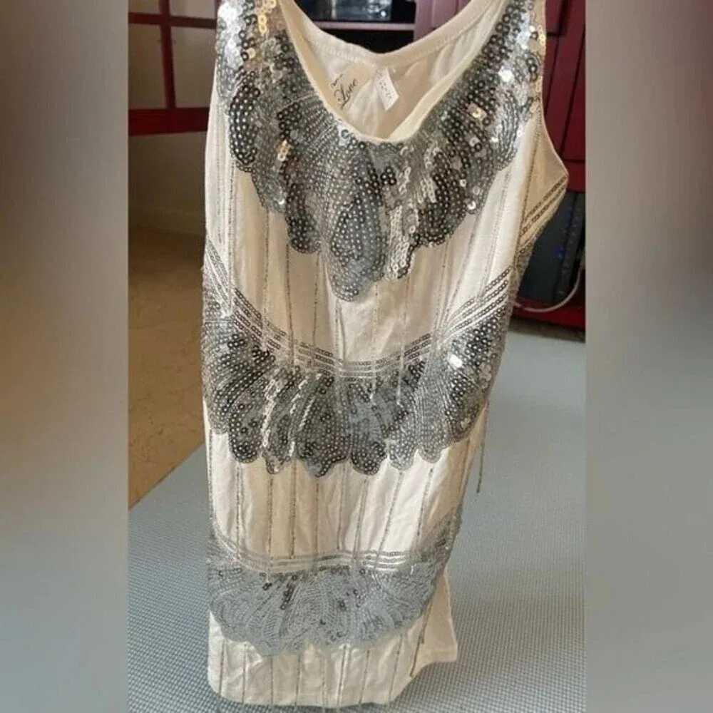 Christina Love Adjustable strap cami with sequins and beaded tassels.​​ Size M - Image 4