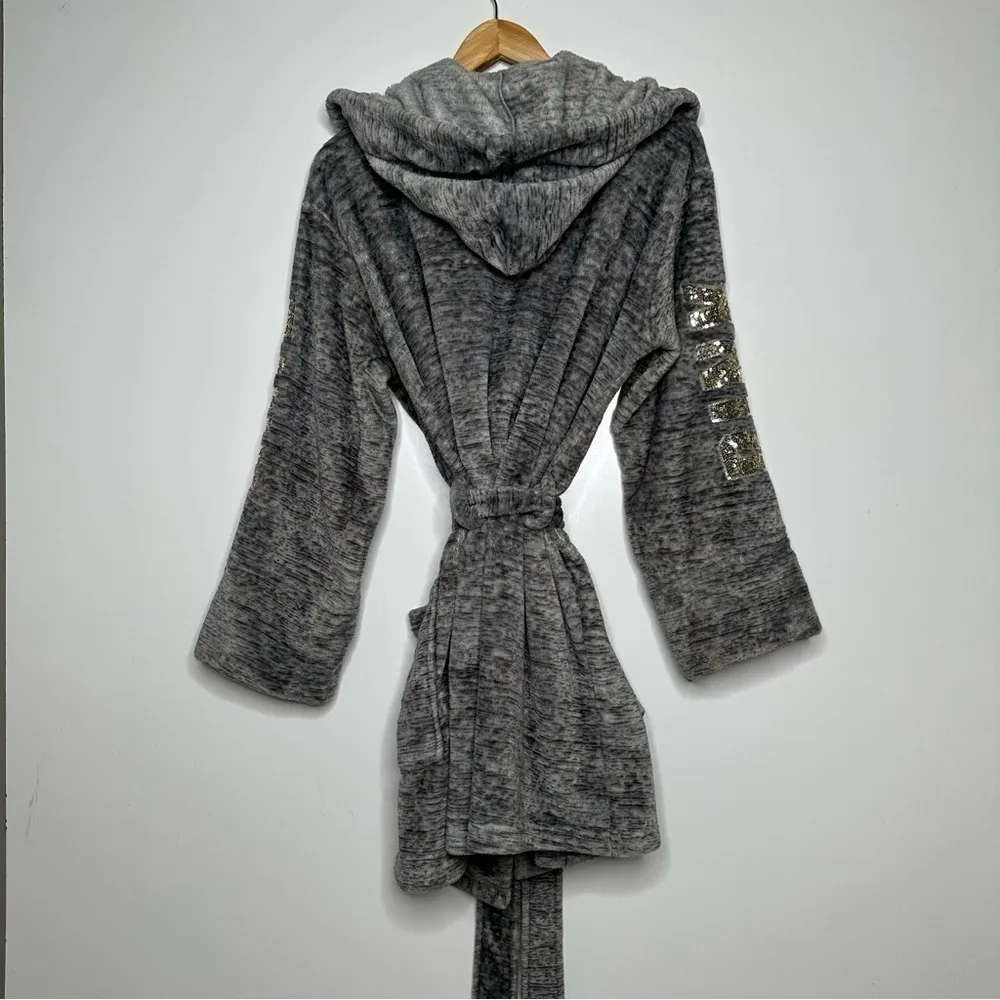 Victorias Secret PINK Gray Gold Sequin Plush Robe Size XS/S - Image 9