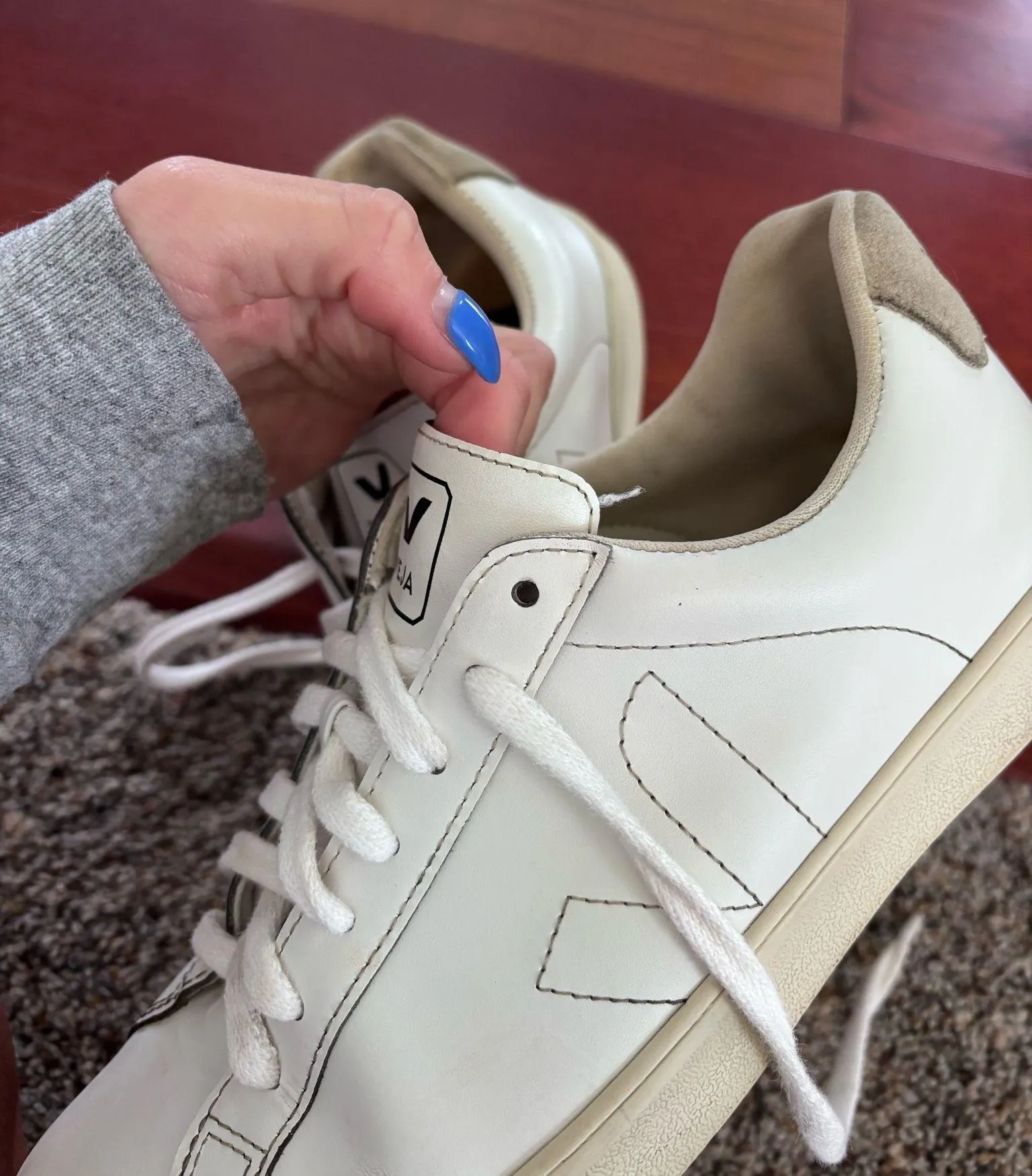 VEJA Women’s Sneakers - Image 4