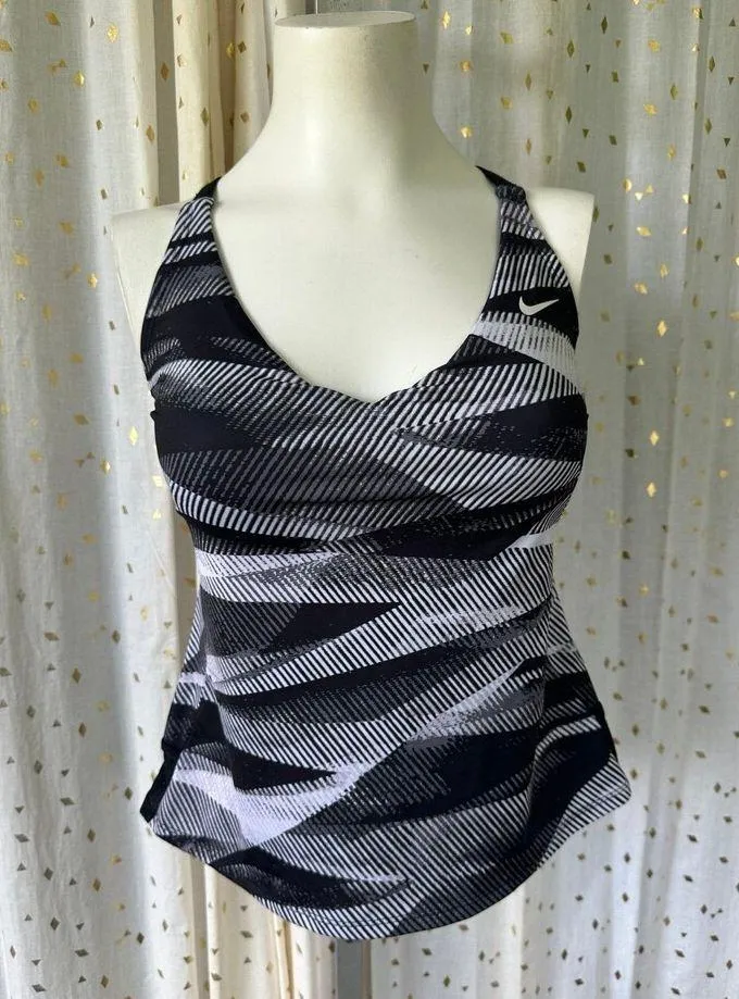 Nike Women's Line Up Printed Cross Back Unpadded Tankini Swimsuit Top S - Image 3