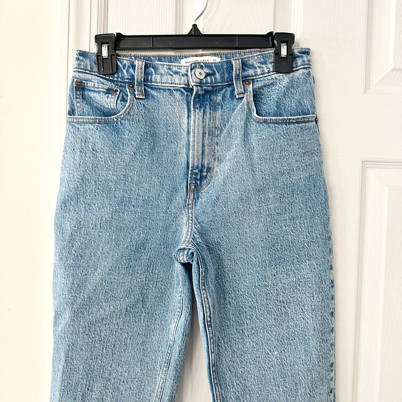 Abercrombie & Fitch 90s Straight Ultra High Rise Denim Jeans Mid Wash 4/27 XS - Image 2